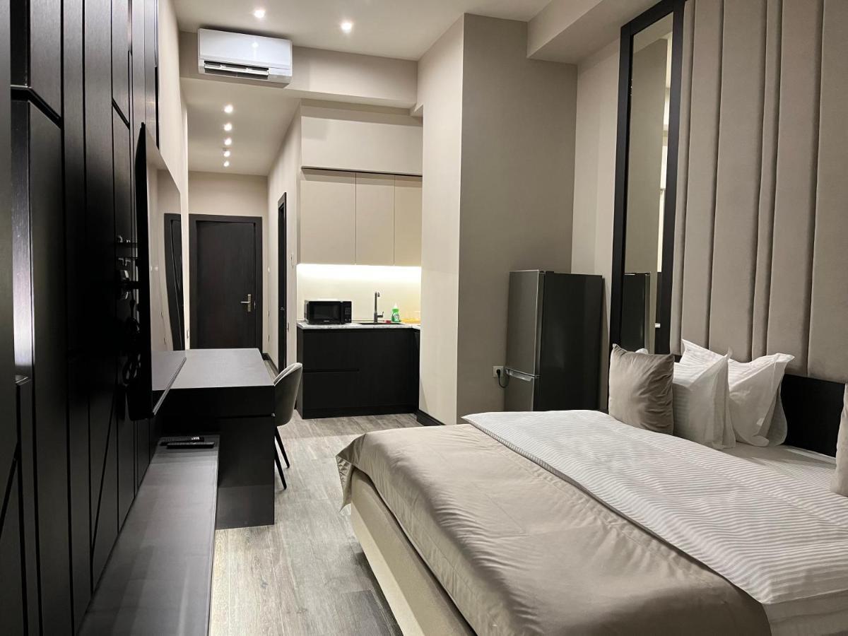 Soho Hotel City Centre Yerevan Bagian luar foto
