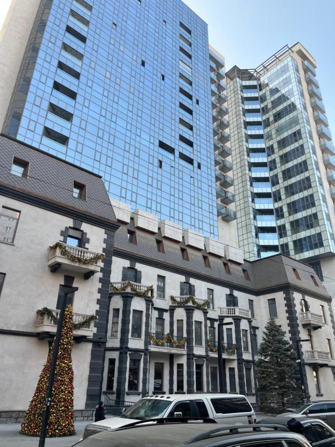 Soho Hotel City Centre Yerevan Bagian luar foto