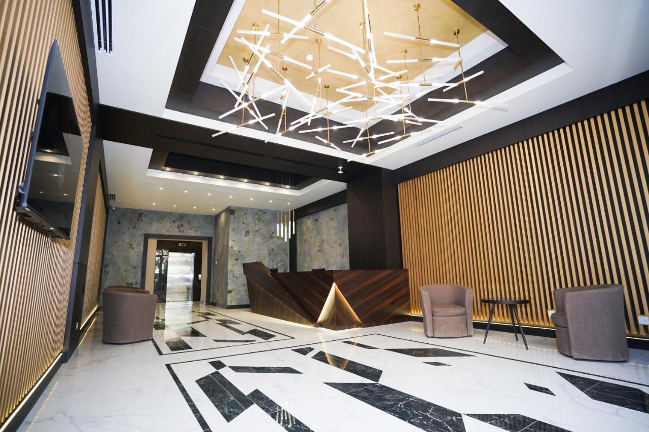 Soho Hotel City Centre Yerevan Bagian luar foto