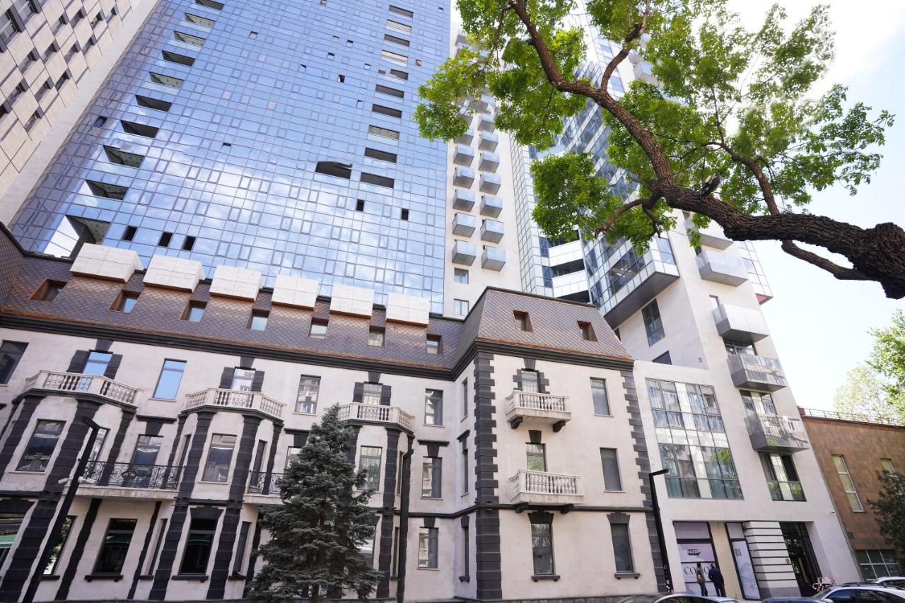 Soho Hotel City Centre Yerevan Bagian luar foto