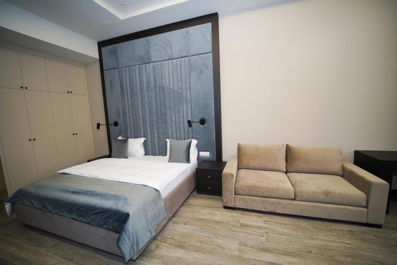 Soho Hotel City Centre Yerevan Bagian luar foto