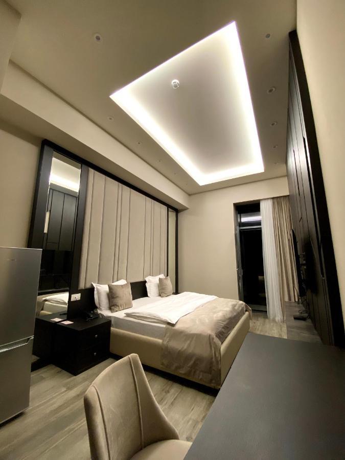 Soho Hotel City Centre Yerevan Bagian luar foto