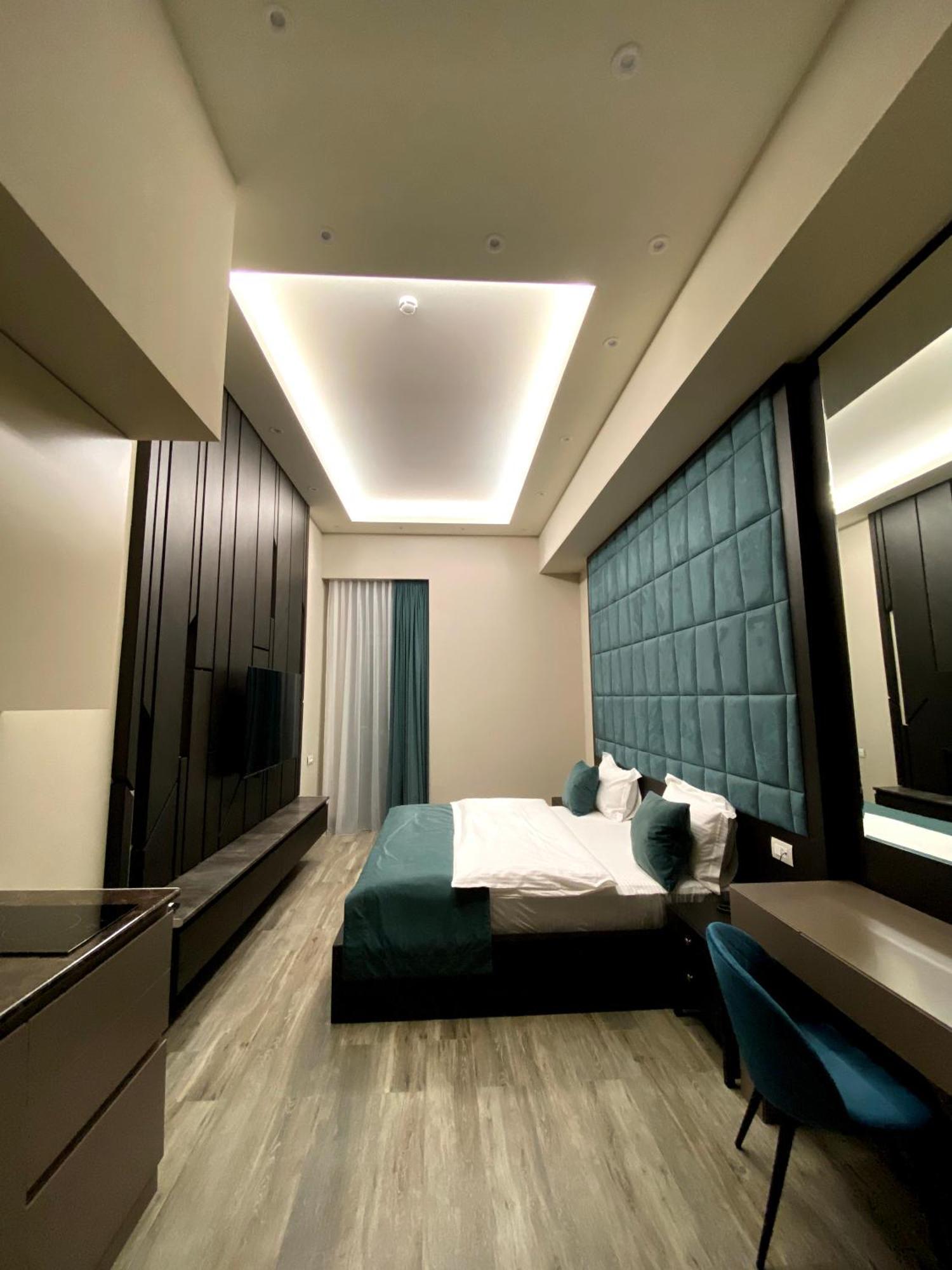 Soho Hotel City Centre Yerevan Bagian luar foto